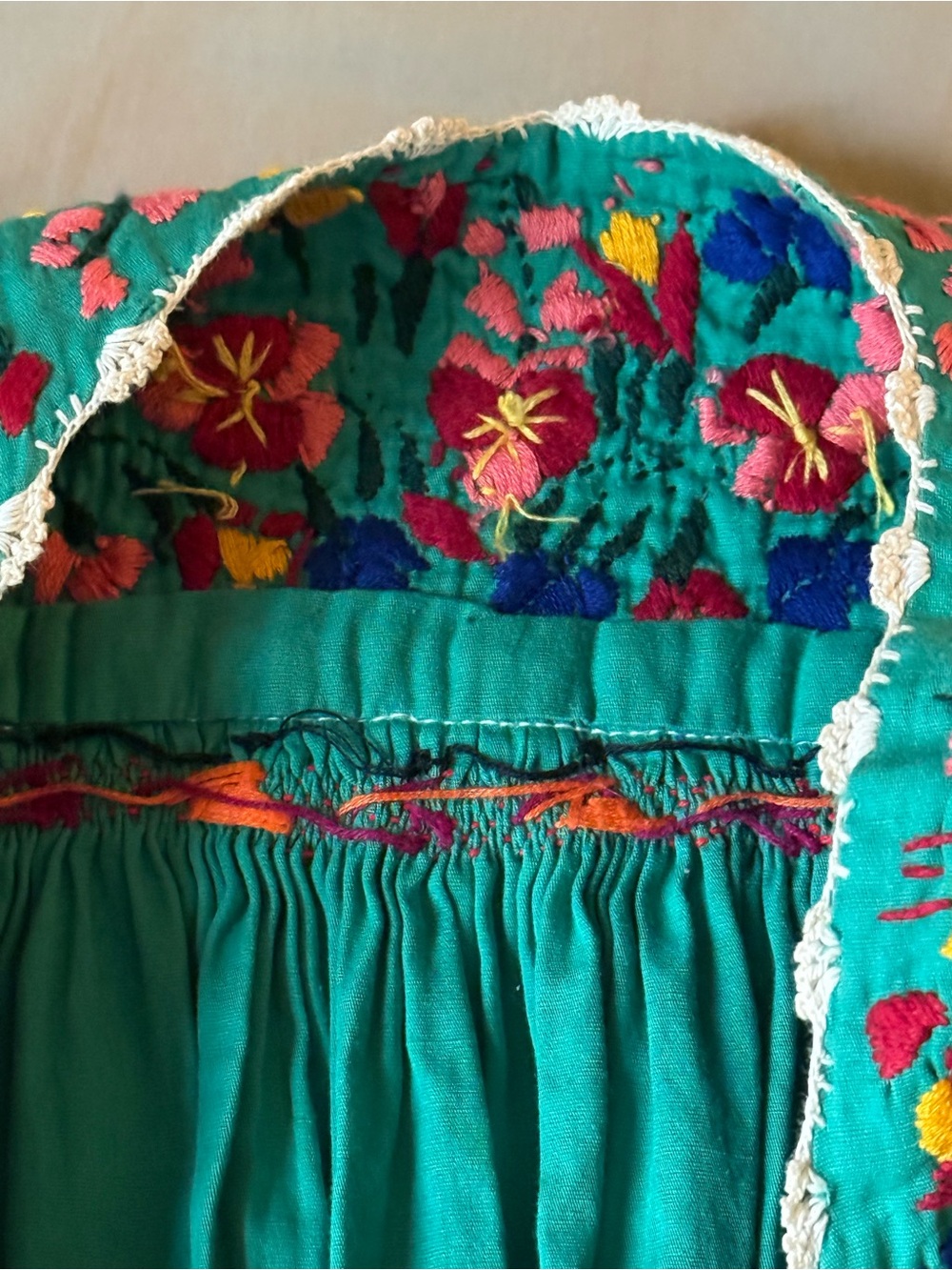 Vintage Mexican Oaxacan Embroidered Green Maxi Dress Long Sleeves Hippie S M - Picture 12 of 14